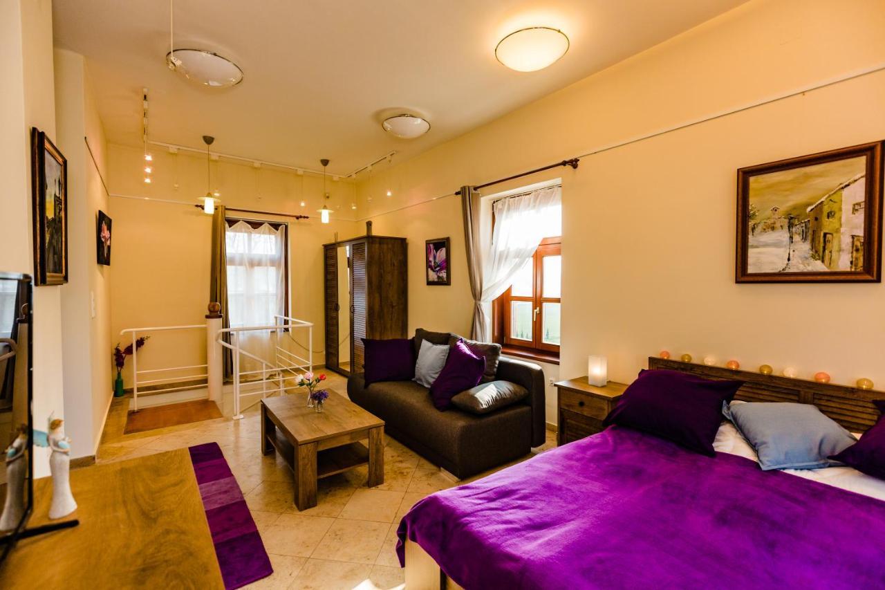 Bridge Apartment Esztergom Esterno foto